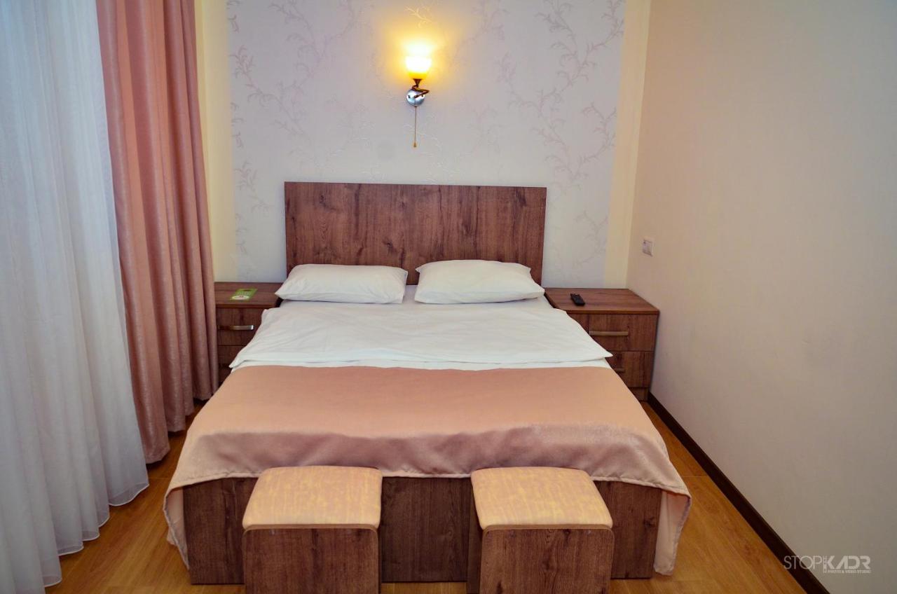 Asour Hotel Goris Εξωτερικό φωτογραφία